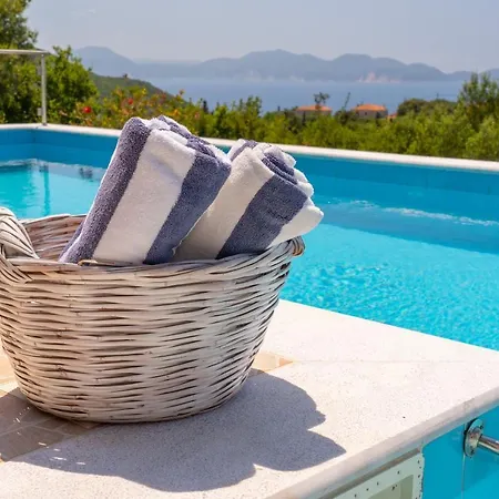 Stone Eriphyle ,private With Sunset View!! Villa Fiskardo