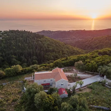 Stone Eriphyle ,private With Sunset View!! فيلة فيسكاردو