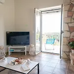 Stone Eriphyle ,private With Sunset View!! Βίλα Φισκάρδο